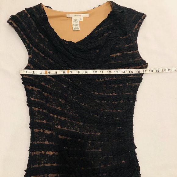 Black Lace Studio M dress - Picture 7 of 7